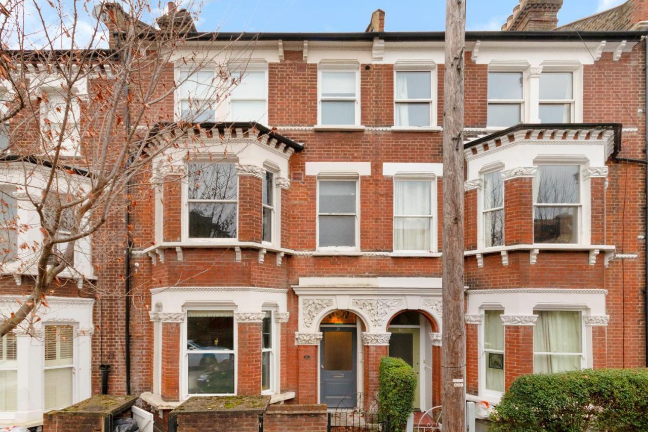 1 Bed Clapham Junction Londres